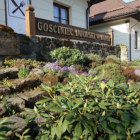 Gosciniec Dworski W Ropie - Pokoje Goscinne Ropa Eksteriør billede